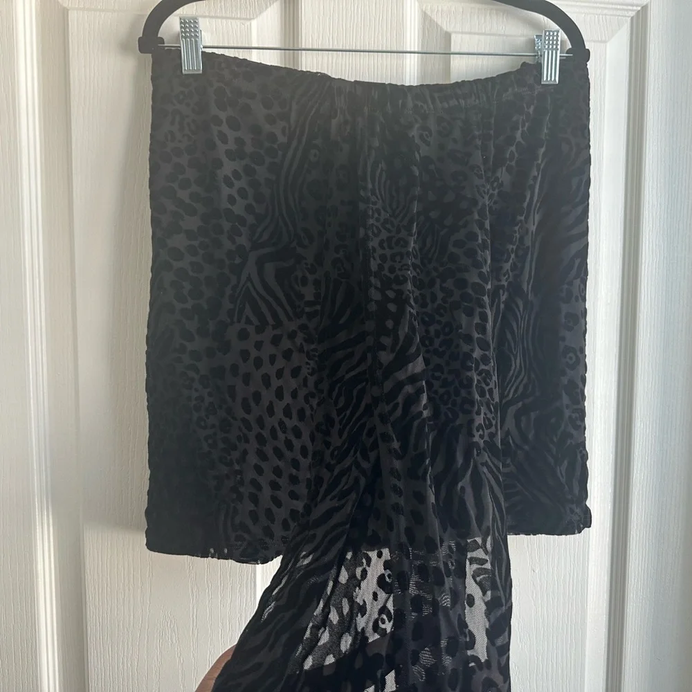 P.L.T Cheetah short skirt - Picture 4 of 6